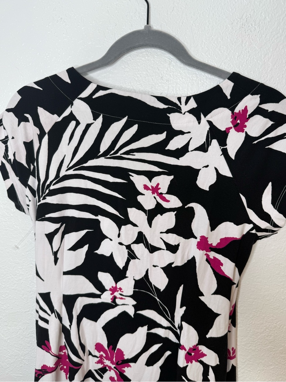 Soft Surroundings Tropical Floral Faux Wrap Maxi Dress Black Pink Small NWT - Picture 7 of 14